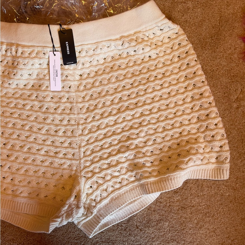 NWT- Express crochet shorts size xl